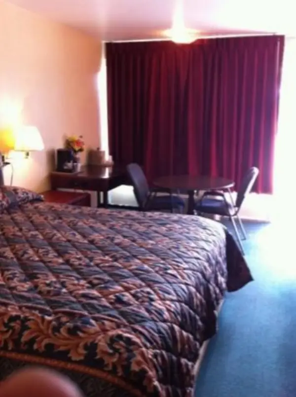 Gold Inn 10